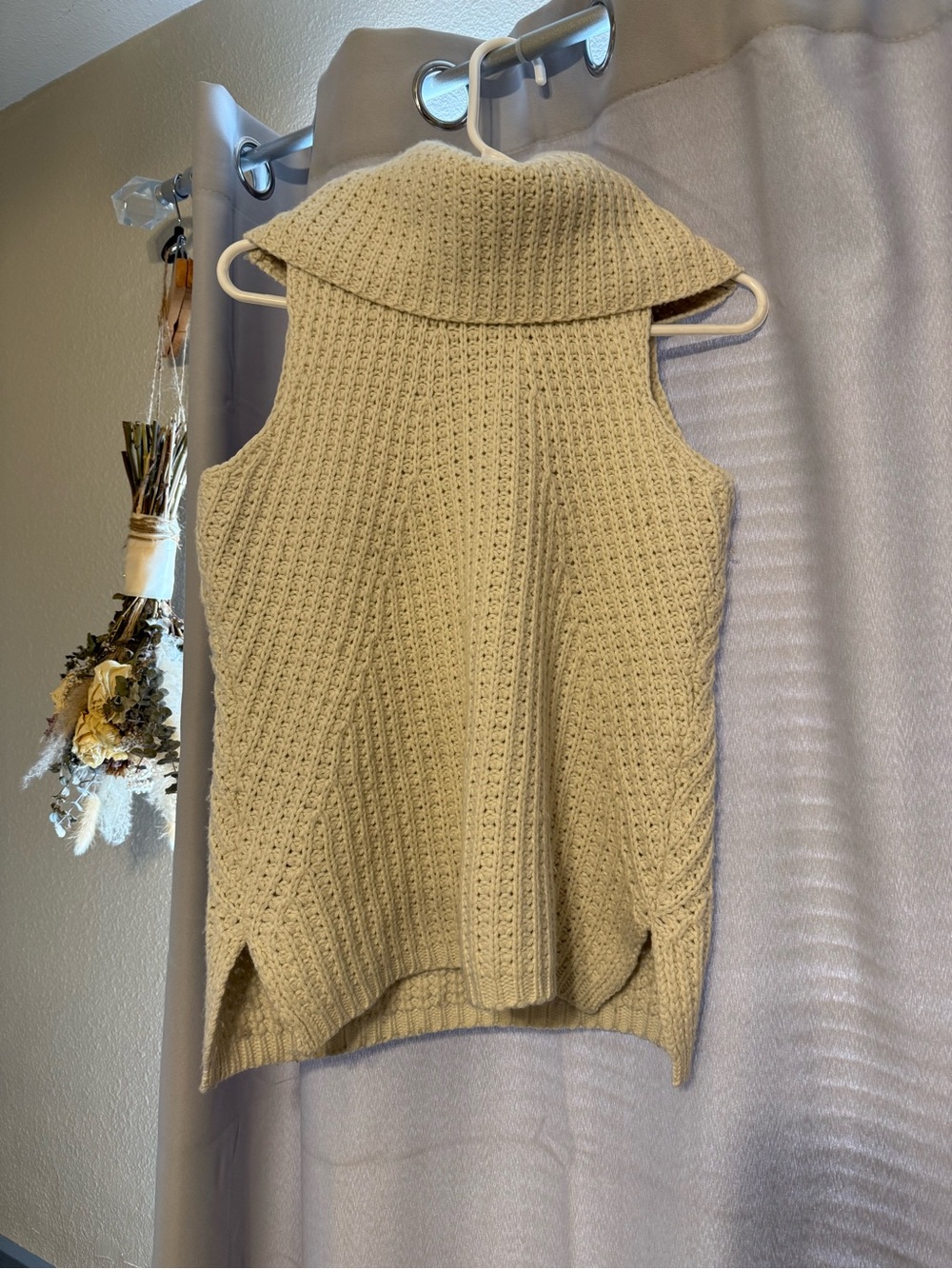 Max Studio Cream Sleeveless Cowl Neck Sweater